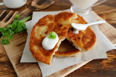 Tortillas with water and flour in a frying pan