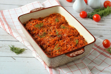 Minced meat balls with gravy in the oven