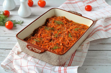 Minced meat balls with gravy in the oven