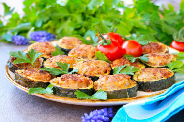 Zucchini with minced meat in a frying pan