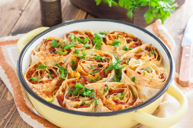 Lavash pie with cabbage