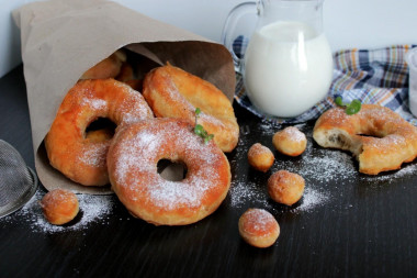 Doughnuts with milk and yeast