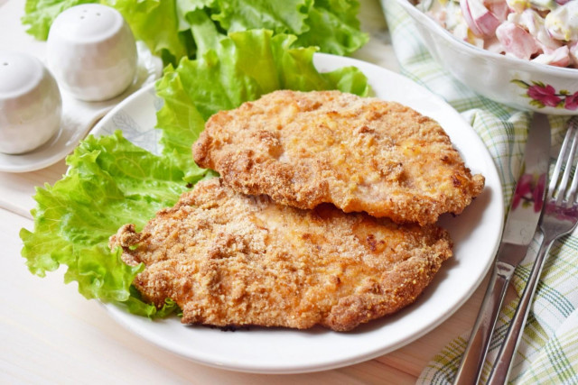 Pork schnitzel in the oven