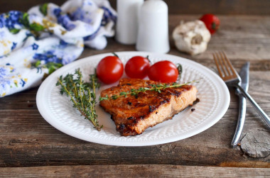 Grilled salmon