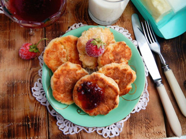 Cottage cheese pancakes in a frying pan