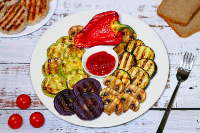 Grilled vegetables in a frying pan