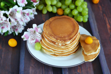 Pancakes with milk baking powder