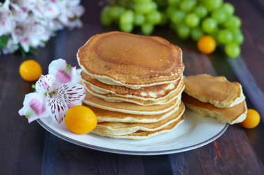 Pancakes with milk baking powder