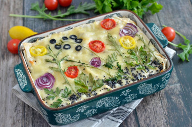 Lavash lasagna with minced meat in the oven