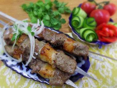 Beef kebab to make the meat soft on the grill