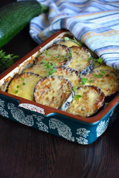 Pork with eggplant in oven