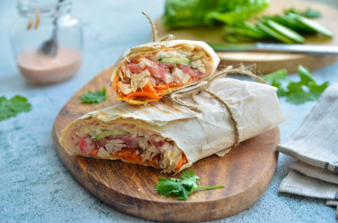 Shawarma in lavash with chicken