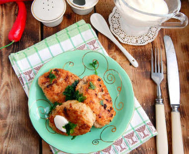 Cutlets with cabbage and minced meat