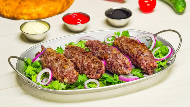 Lamb kebab in a frying pan