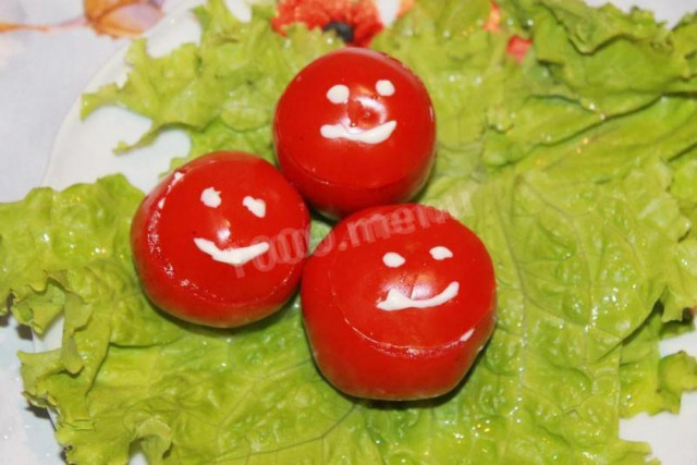 Whole tomatoes with herbs, garlic and cheese