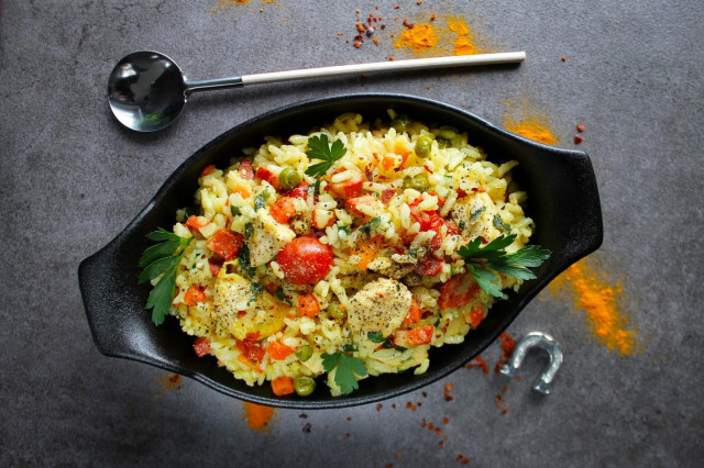 Chicken paella