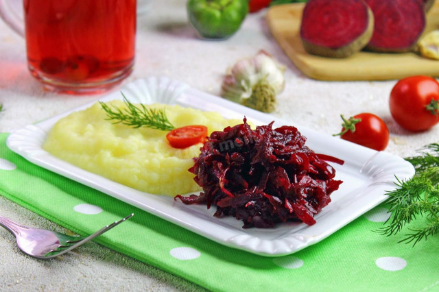 Beetroot marinade as in the dining room