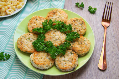 Fish cutlets with rice