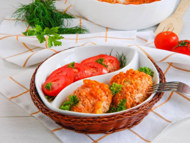 Lazy cabbage rolls in the oven in tomato sour cream sauce