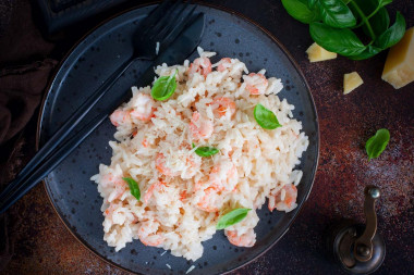 Risotto in cream sauce with shrimp