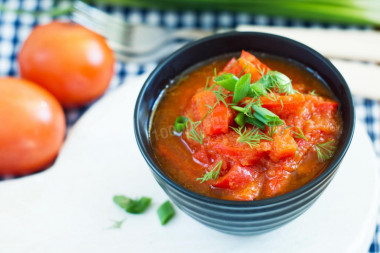 Bell pepper with tomatoes in a frying pan