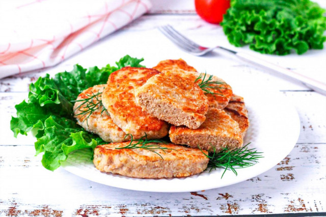 Minced salmon cutlets