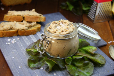 Tuna pate canned