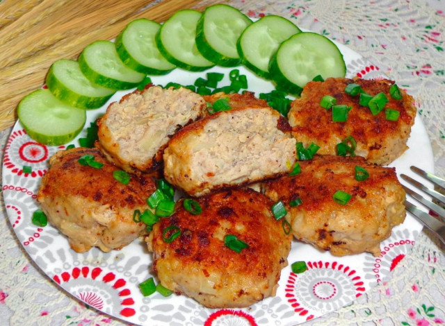 Meat balls in a frying pan