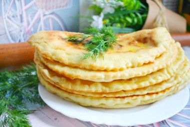 Chepalgash with cottage cheese and herbs