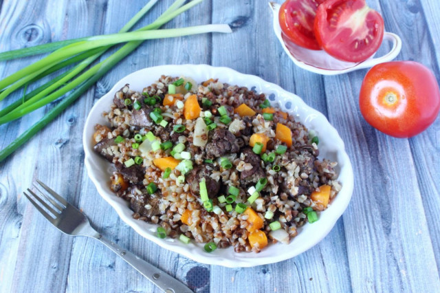 Buckwheat with chicken liver