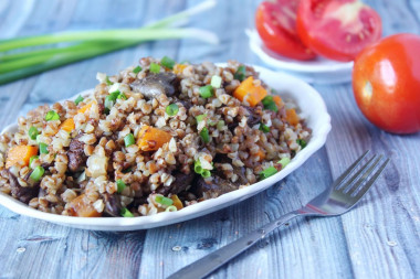 Buckwheat with chicken liver