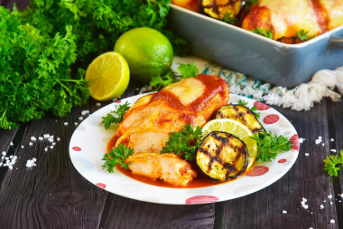 Chicken breasts with eggplant in the oven