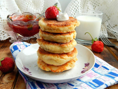 Fluffy pancakes on sour kefir