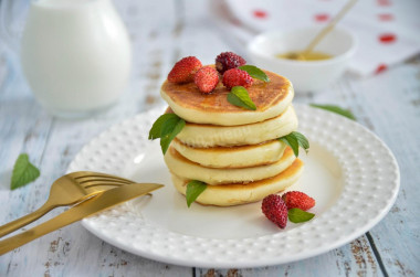 PP pancakes on kefir with rice flour