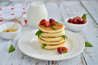 PP pancakes on kefir with rice flour