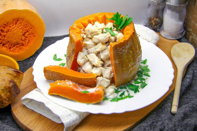 Pumpkin chicken baked in the oven