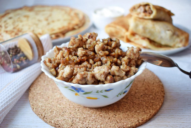 Stuffing for minced pancakes