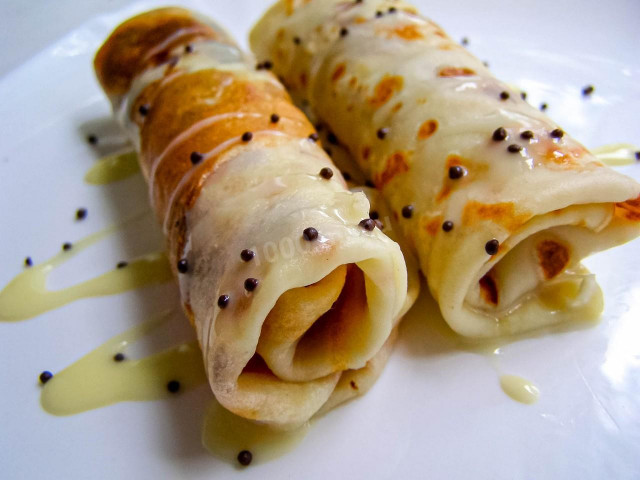 Pancakes with condensed milk