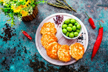 Chicken cutlets with mayonnaise and flour, chopped