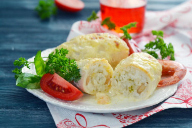 Squid stuffed with shrimp, cheese and rice