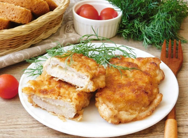 Schnitzel with cheese