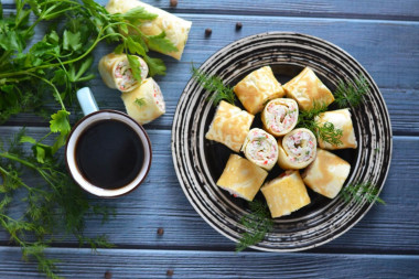 Egg rolls with filling