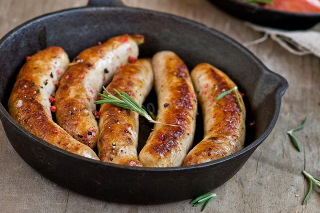 Homemade turkey sausages