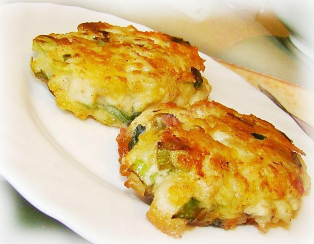 Chopped chicken cutlets with cheese and mayonnaise Tenderness