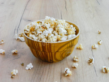 Caramel popcorn