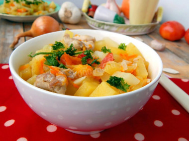 Rabbit in sour cream with stewed potatoes