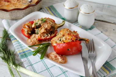 Pepper stuffed with mushrooms