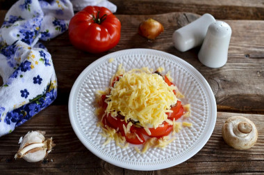 Tomato mushroom salad cheese