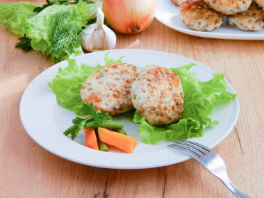 Chicken cutlets with buckwheat