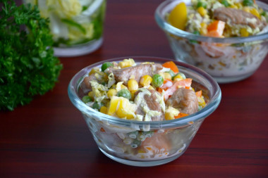 Salad with Peking cabbage and turkey peas